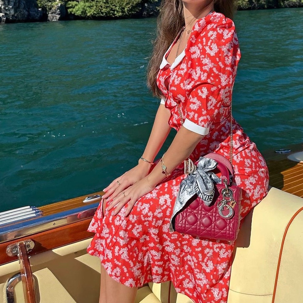 Floral Red Dress with White Accents - Picture 5 of 6